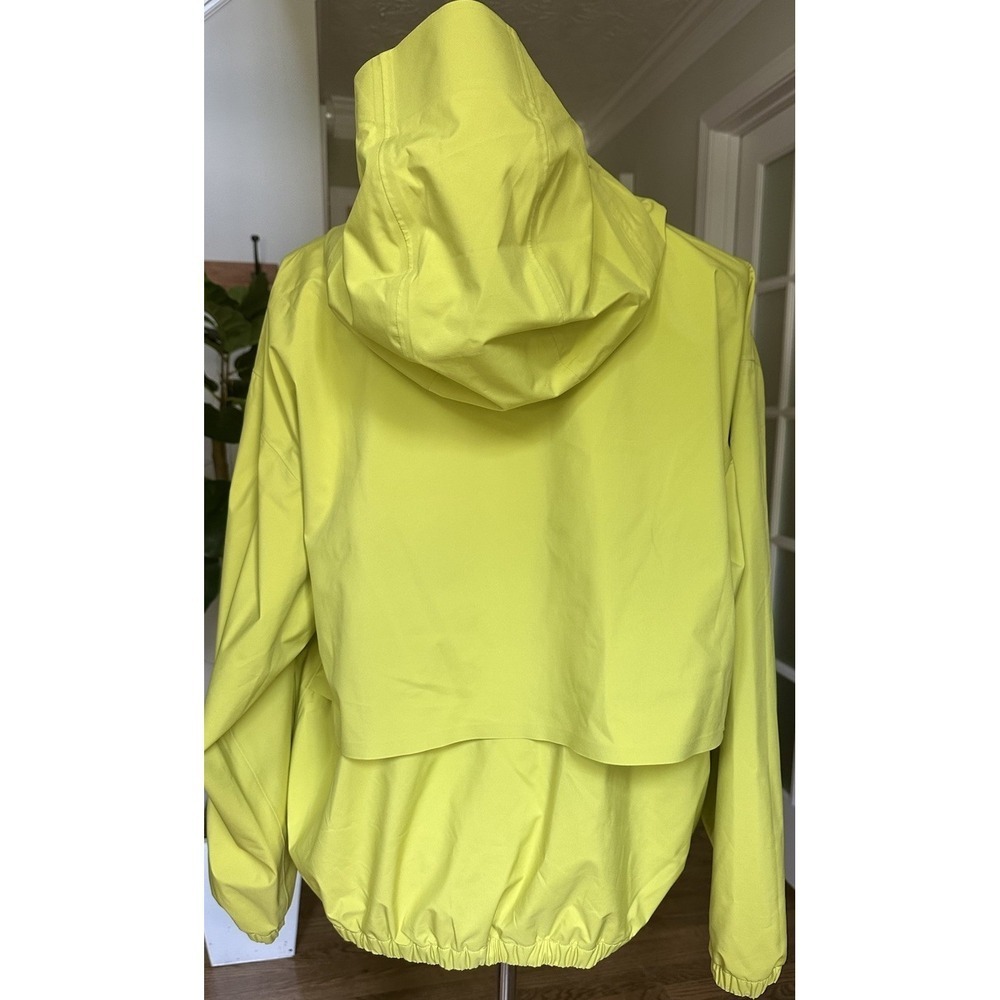 LULULEMON LAB Waterproof Shell Women's Size 12 Yellow Serpentine $248 Jacket - Picture 9 of 12